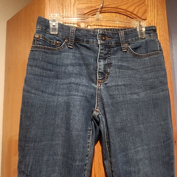 St John’s Bay Comfort Waist Straight Jean Women’s Size 6 Petite Medium Wash - Picture 3 of 7